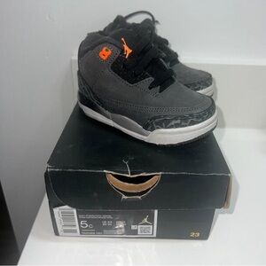 Jordan Kids Black and Gray Sneakers with Orange Accents
